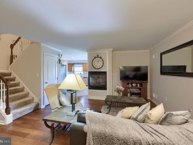 9 Rebecca Drive