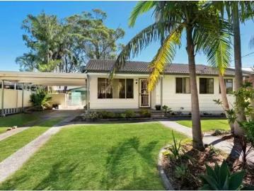 Tuggerah Lake, Jilliby, Wyong Region, Snapper Island