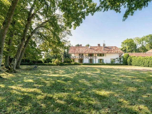 9 Room single house