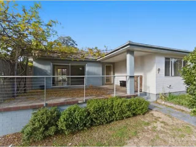 9 Roslyn Avenue, Armidale House for rent Listed by Armidale P.