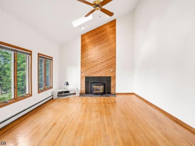 9 Ross Rd