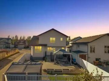 9 Rozier Close, Sylvan Lake, AB, T4S 0B8 house for sale Lis.