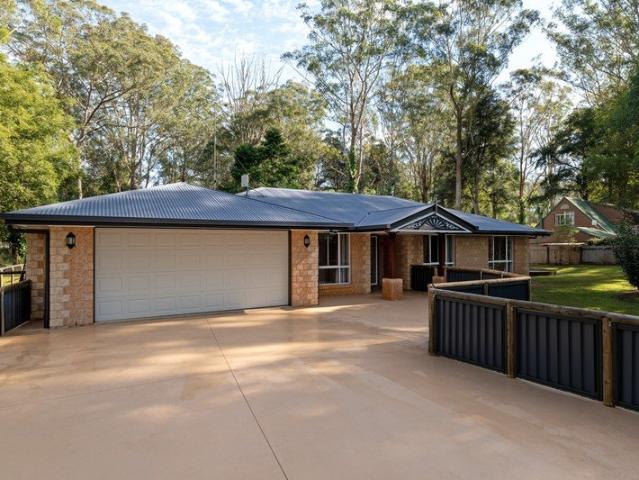 9 Storrs Road, Peachester