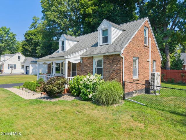 9 Sutherland Drive