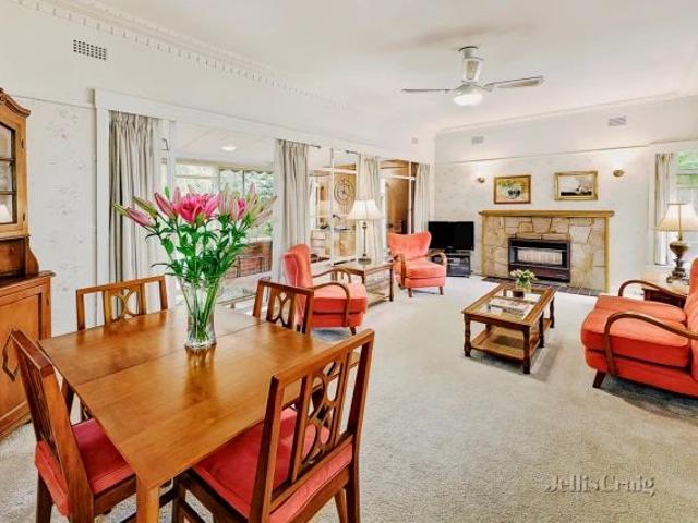 9 Swan Road, Murrumbeena, Melbourne