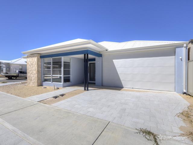 9 Sandcastle StreetYanchep WA 6035, Australia