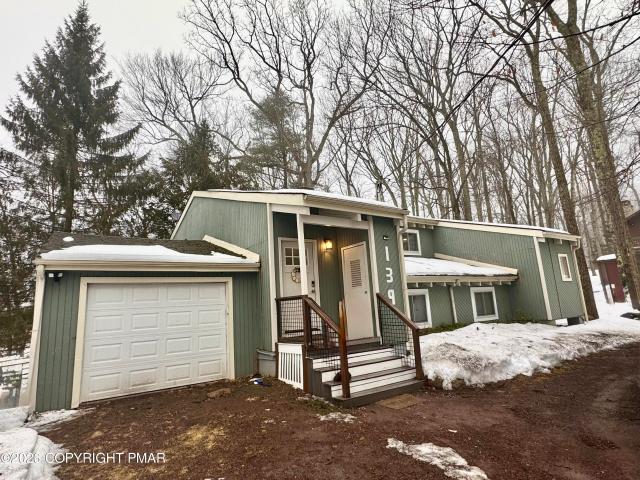 9 Sassafras Rd, Lake Harmony, PA 18624 | MLS #PM 138974