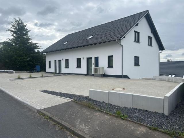 9 Schlafzimmer Wohnung Petersberg Deutschland 104646661