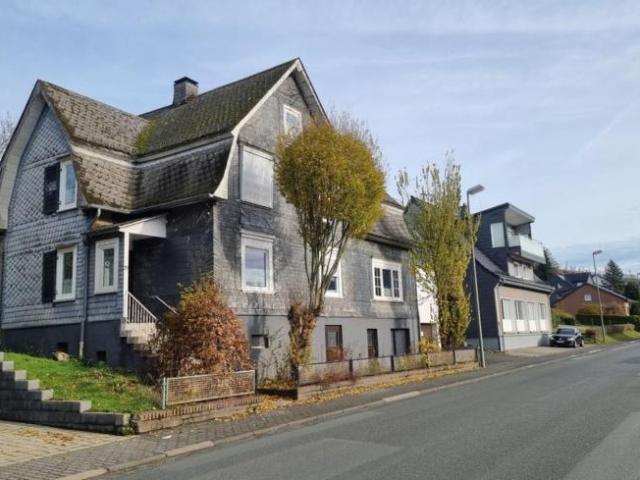 9 Schlafzimmer Haus Netphen Deutschland 104878706