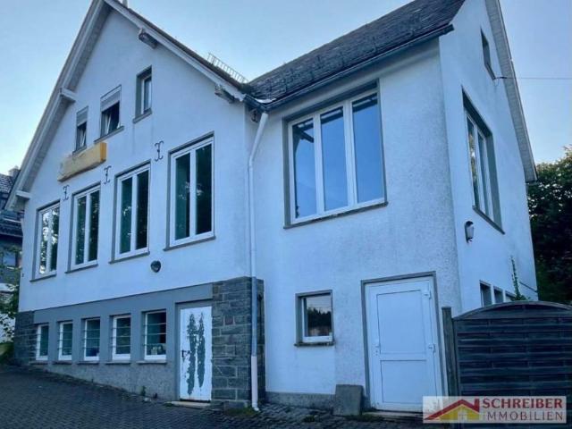 9 Schlafzimmer Haus Bad Berleburg Deutschland LS90645781