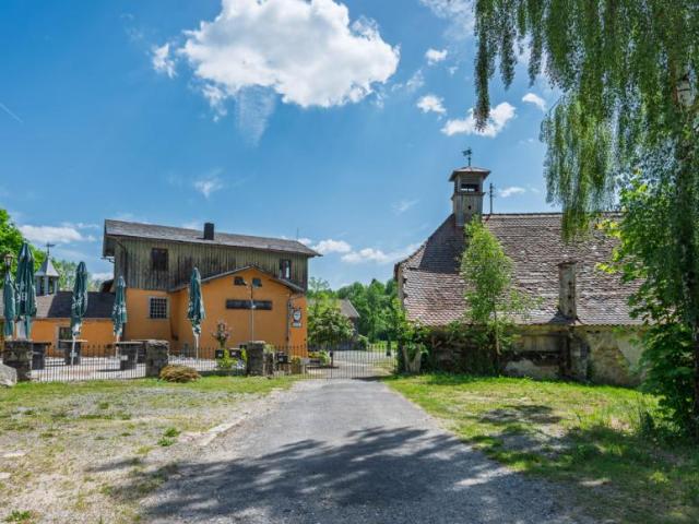 9 Schlafzimmer Haus Floß Deutschland LS103154142