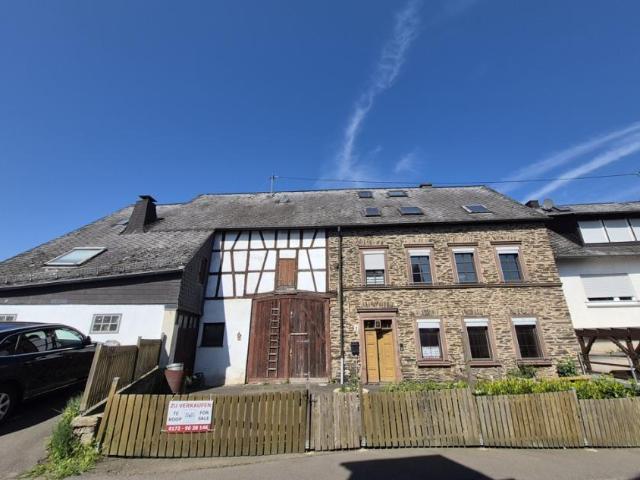9 Schlafzimmer Haus Starkenburg Deutschland 104225971