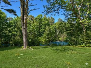 9 Tall Pines Drive