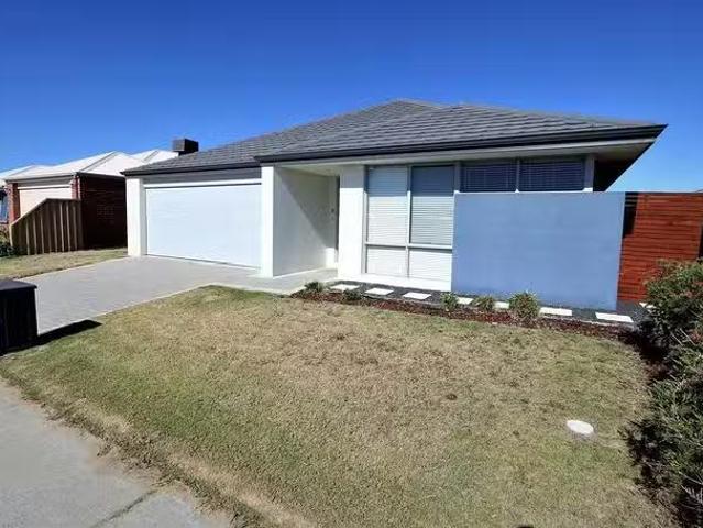 9 Tiffany Centre, Dalyellup, WA 6230