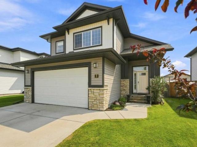 9 Trinity Street, Lacombe, AB, T4L 0J4 house for sale | Listing ID A2341 | Royal LePage