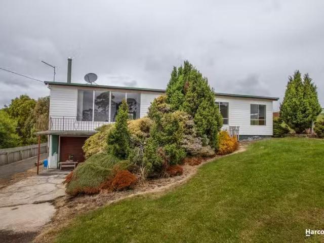 9 Upper Stowport Road, STOWPORT, TAS 7321 House for Rent