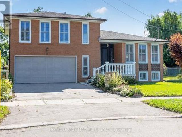 9 Urban Court, Toronto, ON, M9W 5V7 house for sale | Listing ID W13776 | Royal LePage