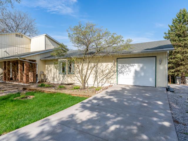 9 Valley View Drive
