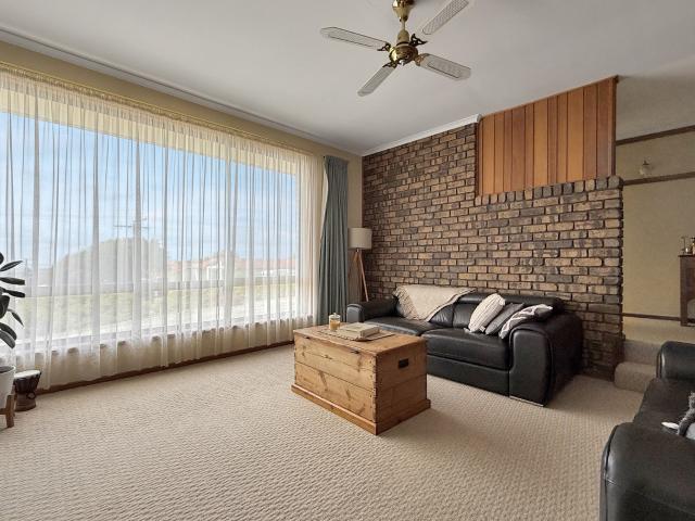 9 Walkley Road, Port Lincoln