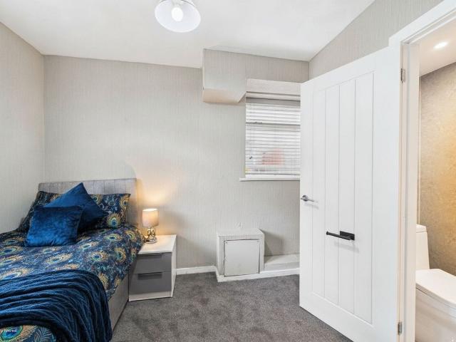 9 Waltham Close, Darlington DL3, 4 bed shared accommodation to rent, £450 pcm | PrimeLocation