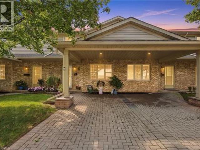 9 Wentworth Drive Unit# 5, Grimsby, ON, L3M 5H9 semi detached for sale | Listing ID 40866 | Royal LePage