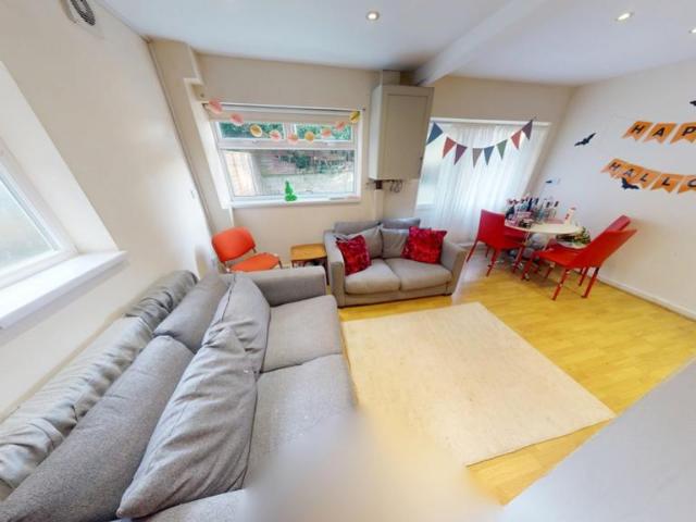9 Weston Avenue, Nottingham 3 bed terraced house to rent £1,690 pcm £390 pw