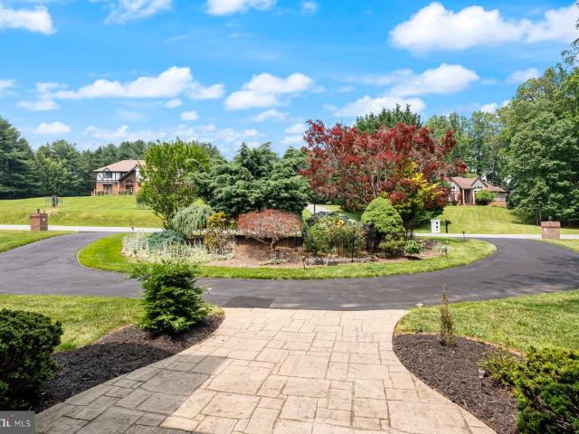 9 Westspring Way