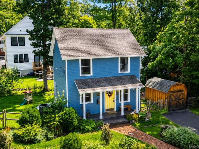 9 Willow Avenue