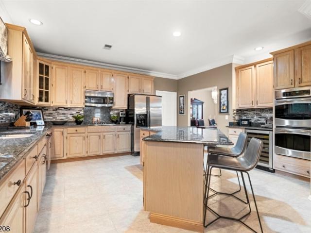 9 Woodland Ct