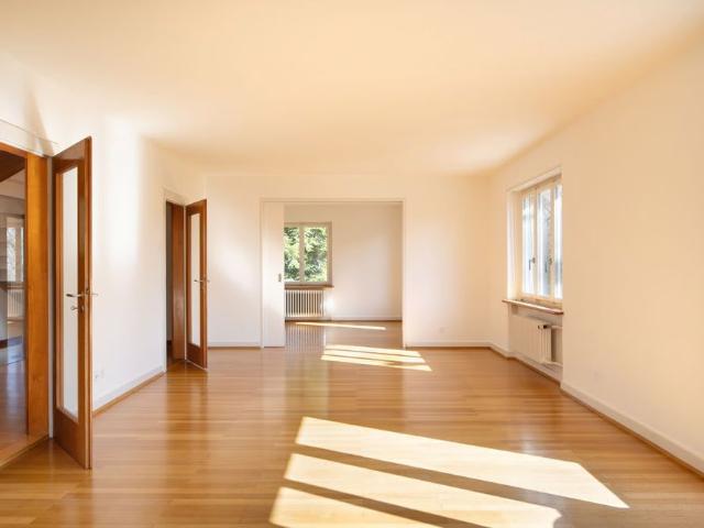 9 Zimmer, 240 m²