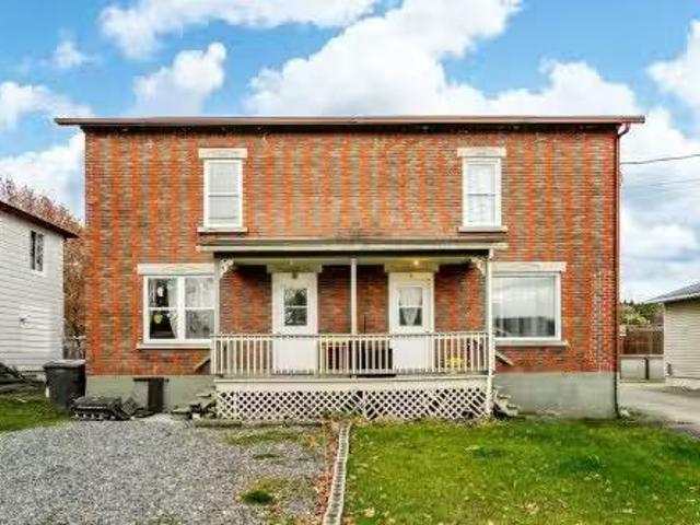 9 11 Ch. De Randboro, Cookshire Eaton, QC, J0B 3A0 investm.
