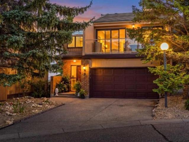 9 1220 Prominence Way Sw, Calgary, AB, T3H 2B4 townhouse for sale | Listing ID A2355 | Royal LePage