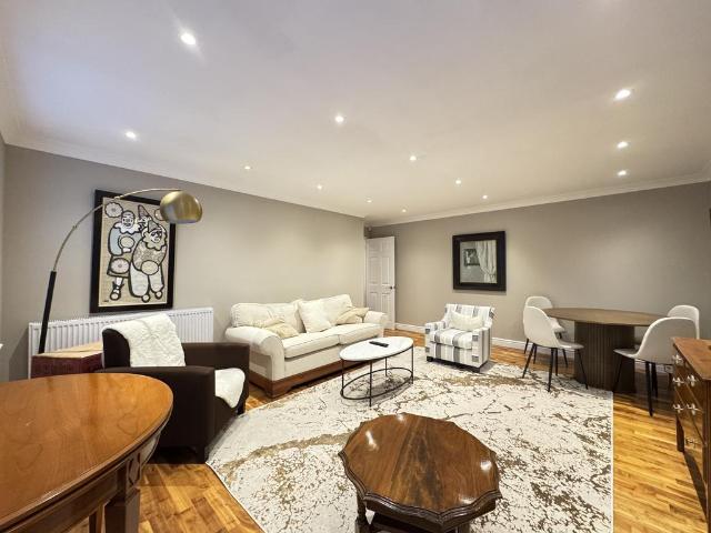 9 12 Whittington Mews, London, N12 8QF, United Kingdom | 2 bed apartment for rent #140800548 | Rentberry
