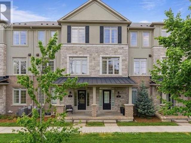 9 215 Dundas Street E, Hamilton, ON, L8B 0X2 townhouse for sale | Listing ID X13674 | Royal LePage