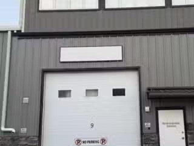 9 30 Griffin Industrial Point, Cochrane, AB, T4C 0A2 commerc.