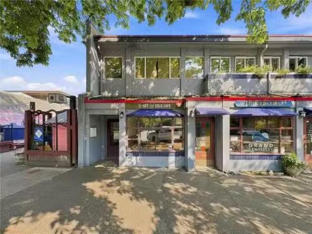 #9 313 Cook St, Victoria, BC, V8V 3X5 commercial for lease.
