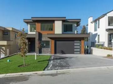 9 3385 Mamquam Road, Squamish, BC, V8B 0E3 Single Family Pro.