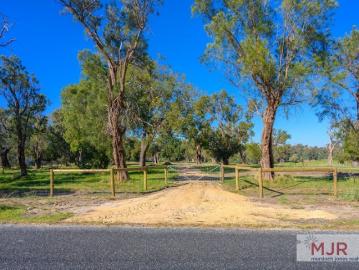 9.3 HECTARES OF VACANT LAND