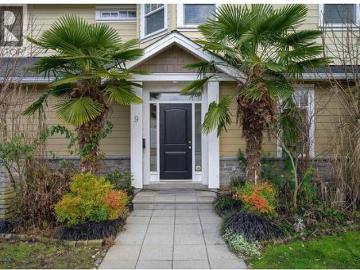 Greater Vancouver - Patio, Parking, Lift