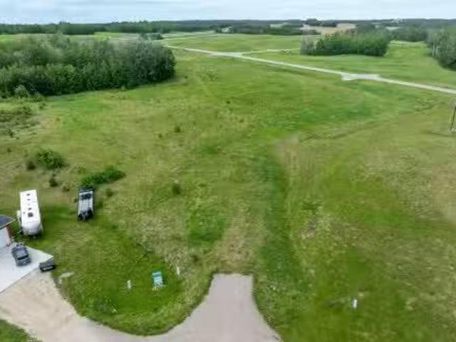 9 53214 Rge Road 13, Rural Parkland County, AB, T7Y 0C1 vaca.