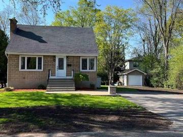 9 & 7 Tower Road, Ottawa, ON, K2G 2E2 house for sale | Listing ID X13497 | Royal LePage
