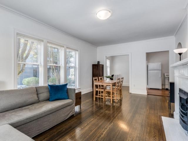 #9 935 Jervis Street