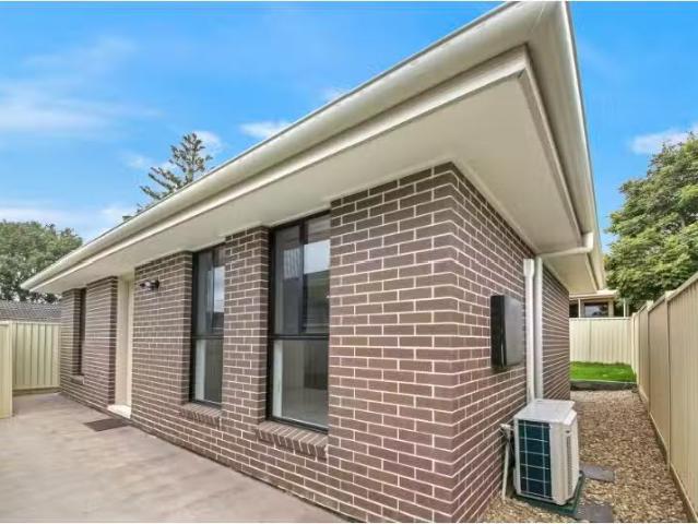 9a Wavell Avenue, Carlingford House for rent Listed by Sarah.