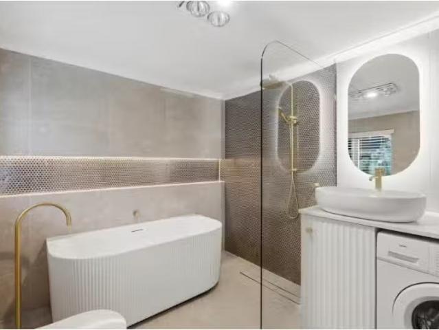 9a Wistaria Street, Wyoming House for rent Listed by Gosford.