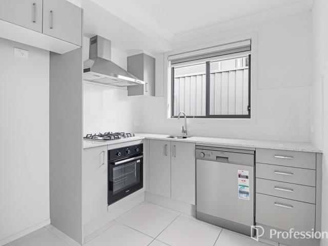 9a Yusen Street Grantham Farm Riverstone NSW 2765, Australia