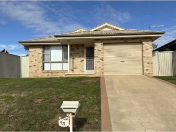9A Baker Close, Tamworth House for rent Listed by Courtney Co.