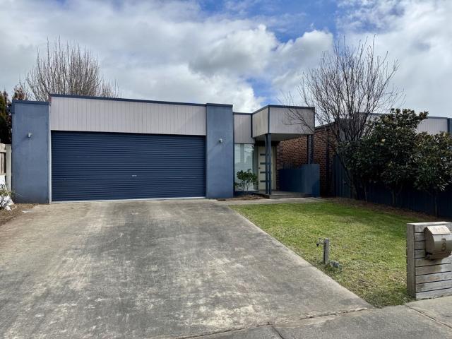 9A Huntingfield Close Traralgon