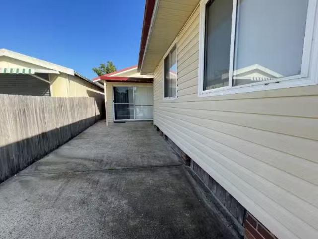 9A Lucille Crescent, Casula Apartment for rent Listed by Anto.