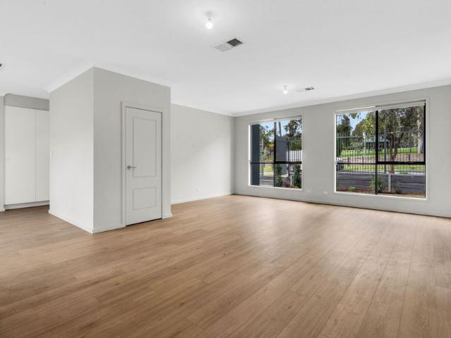 9a Stirling Street, Northfield SA 5085