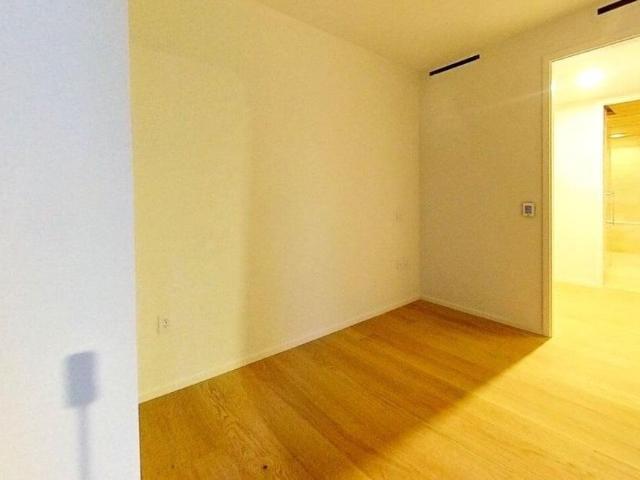 9xx 1568 Alberni Street, Vancouver